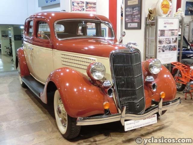FORD 48 V8 FORDOR SEDAN DELUXE - AÑO 1935